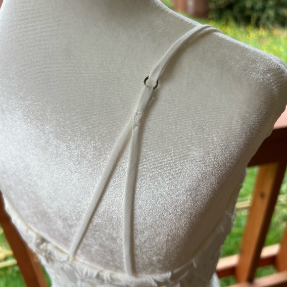 NWT ASTR the Label White Floral Lace Bodycon Dress Size Small - Picture 7 of 11